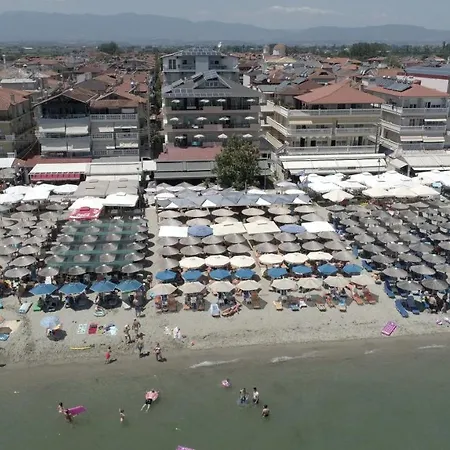 Appart hôtel Pantheon Beach *